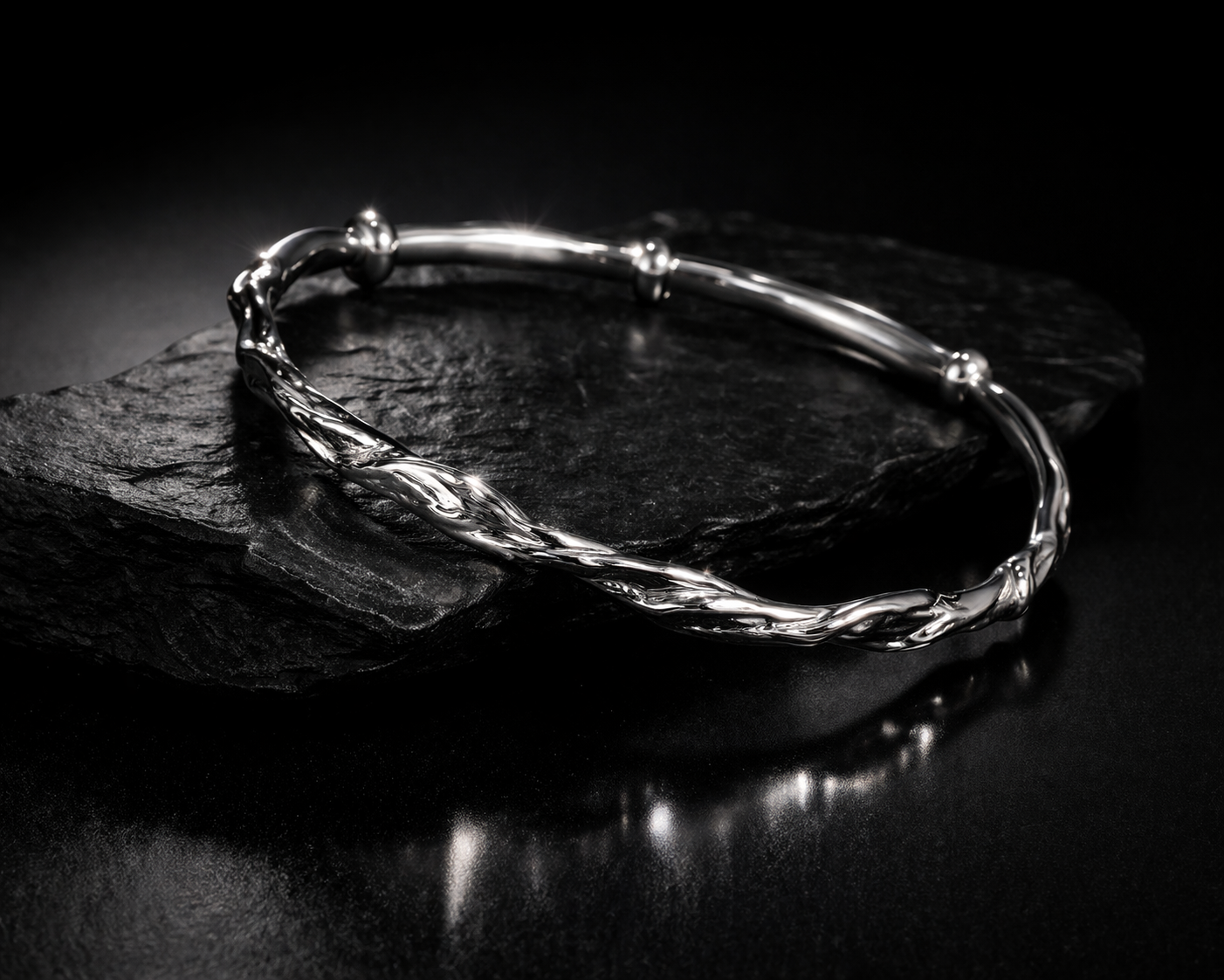 Polished silver Karra